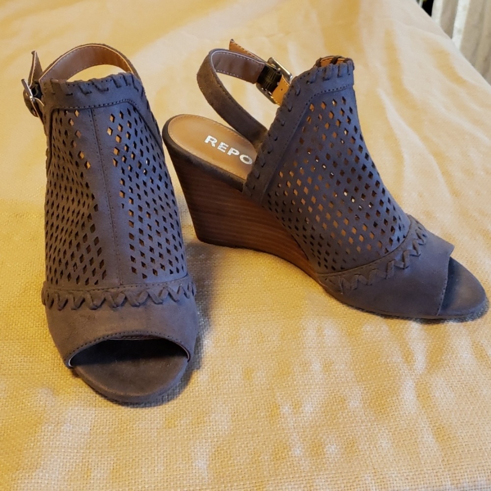 report leather boots